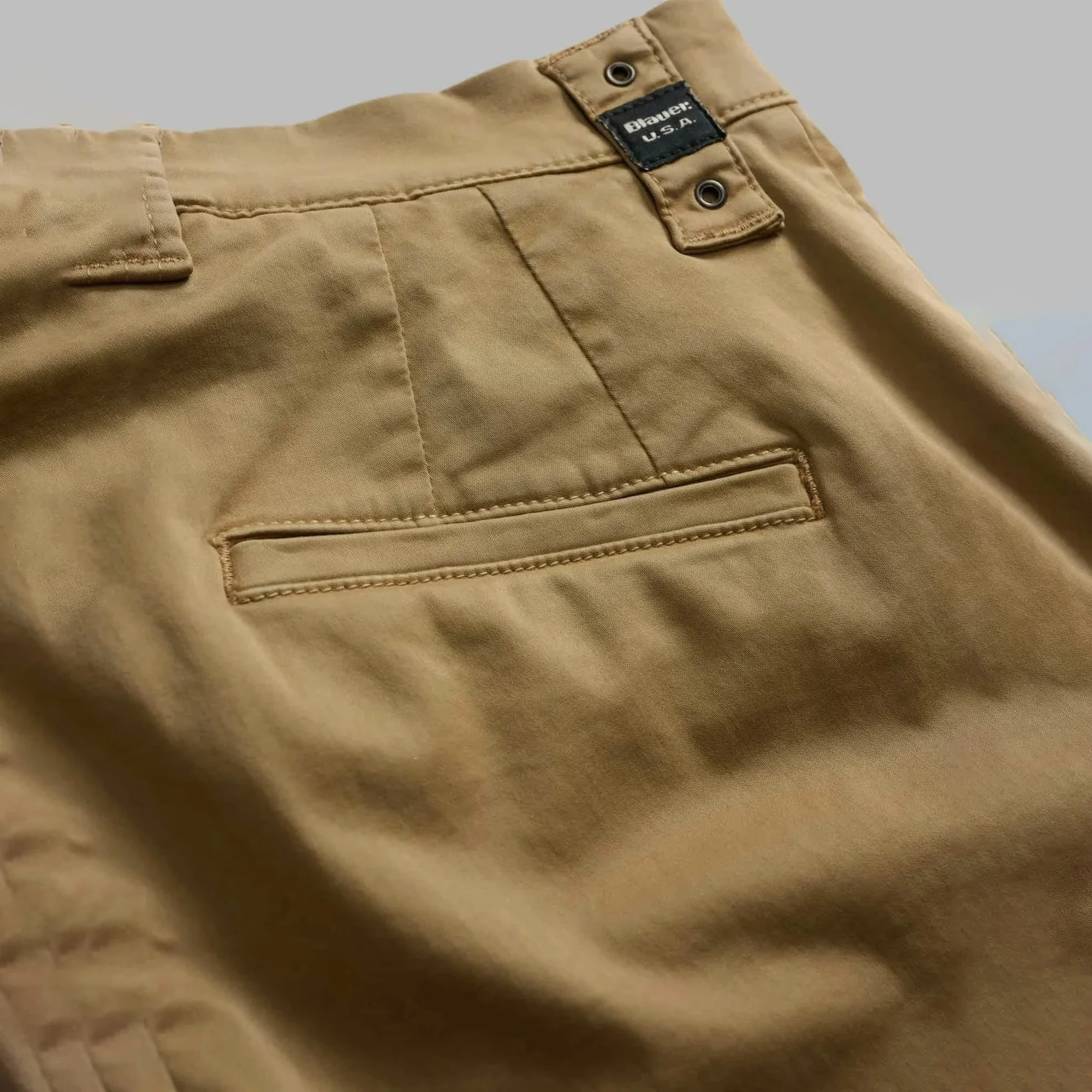 Pantolla per femra