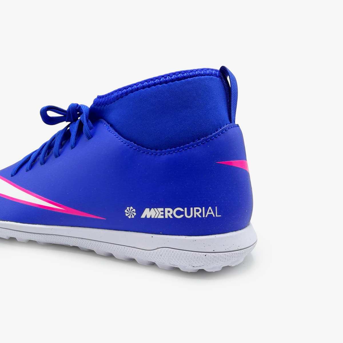 Atlete futbolli per femije