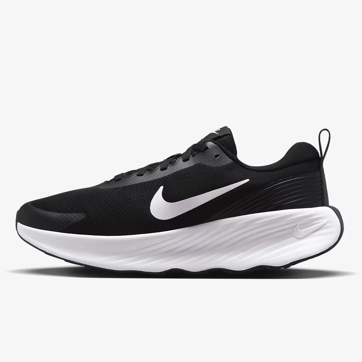 M NIKE PROMINA