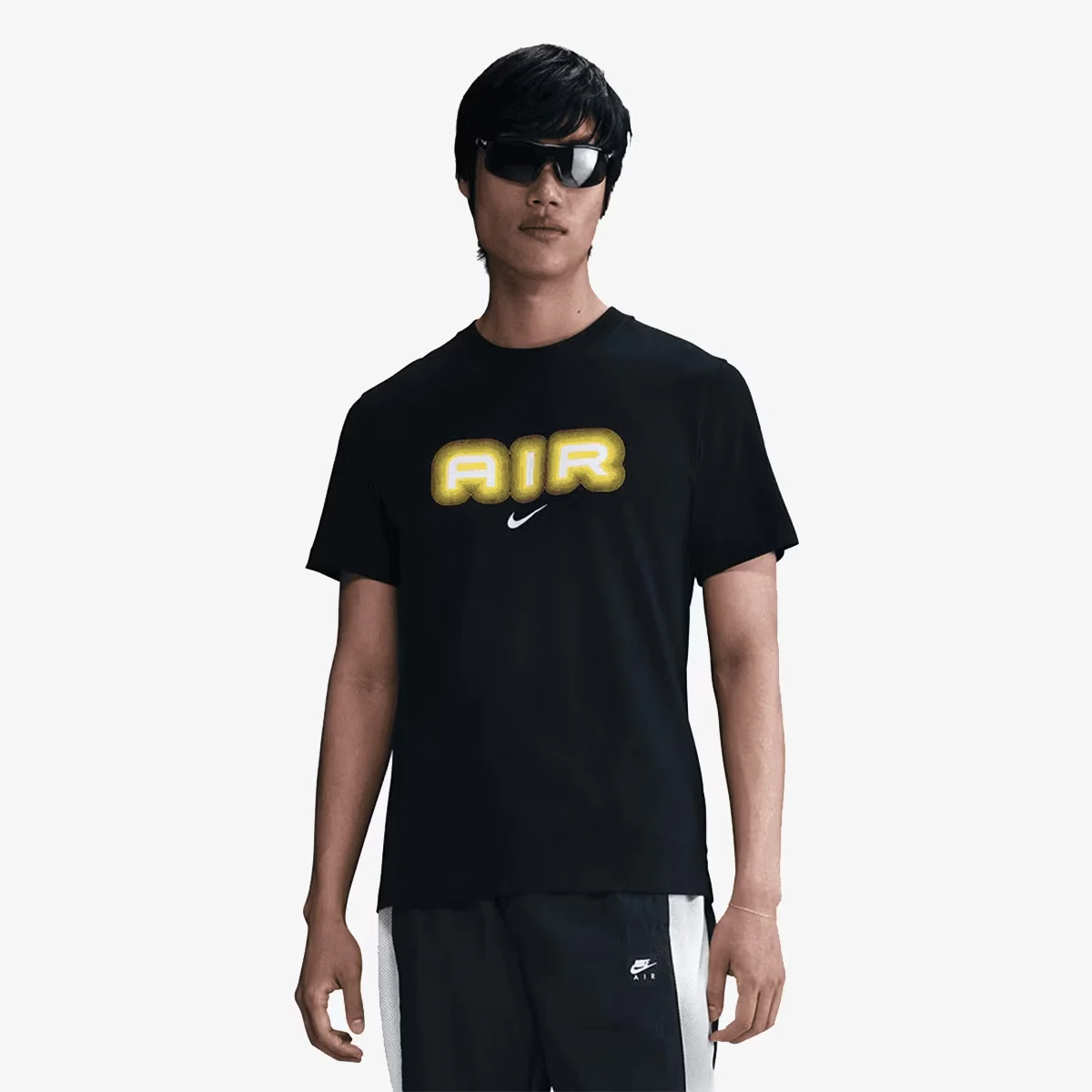M NSW SW AIR GRAPHIC TEE