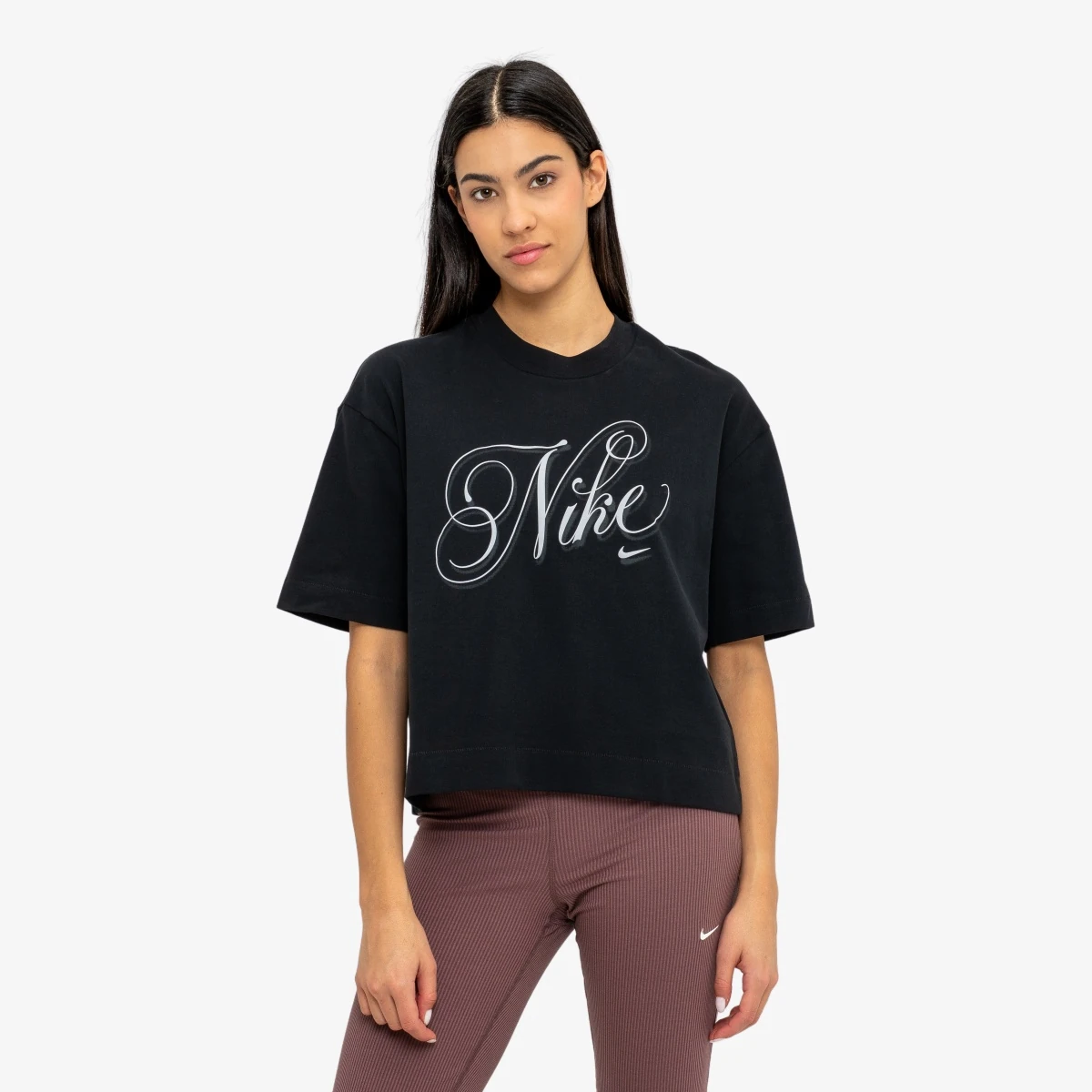 W NSW SS TEE BOXY SCRIPT