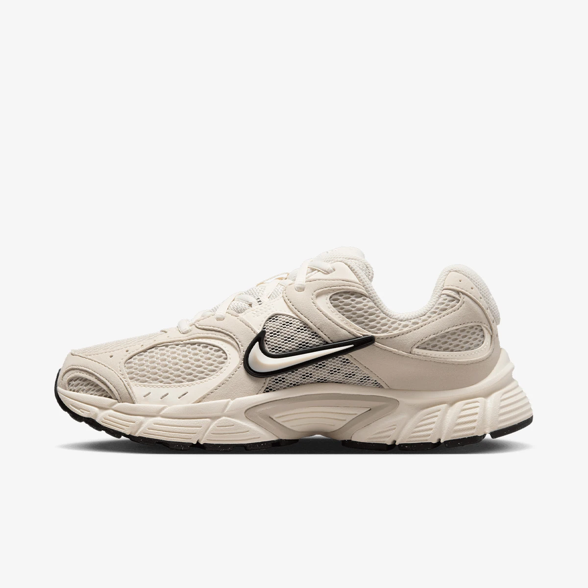 W NIKE V5 RNR