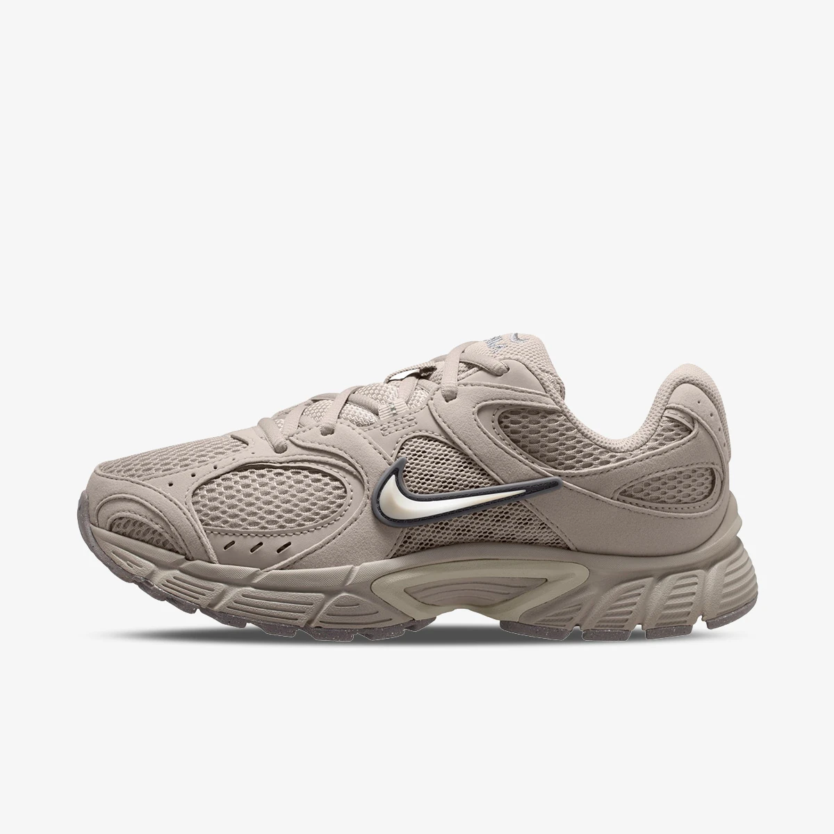 W NIKE V5 RNR SUEDE