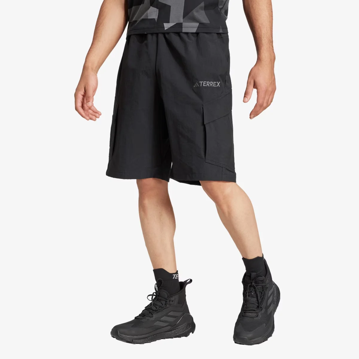 SHORTS (1/2)