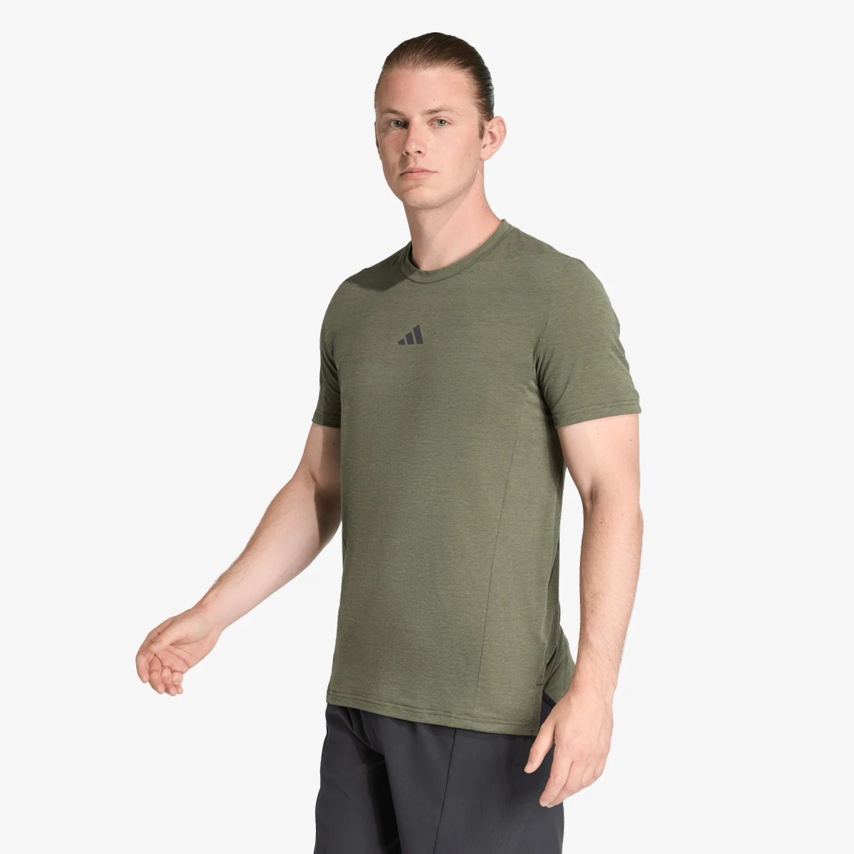 D4T TEE