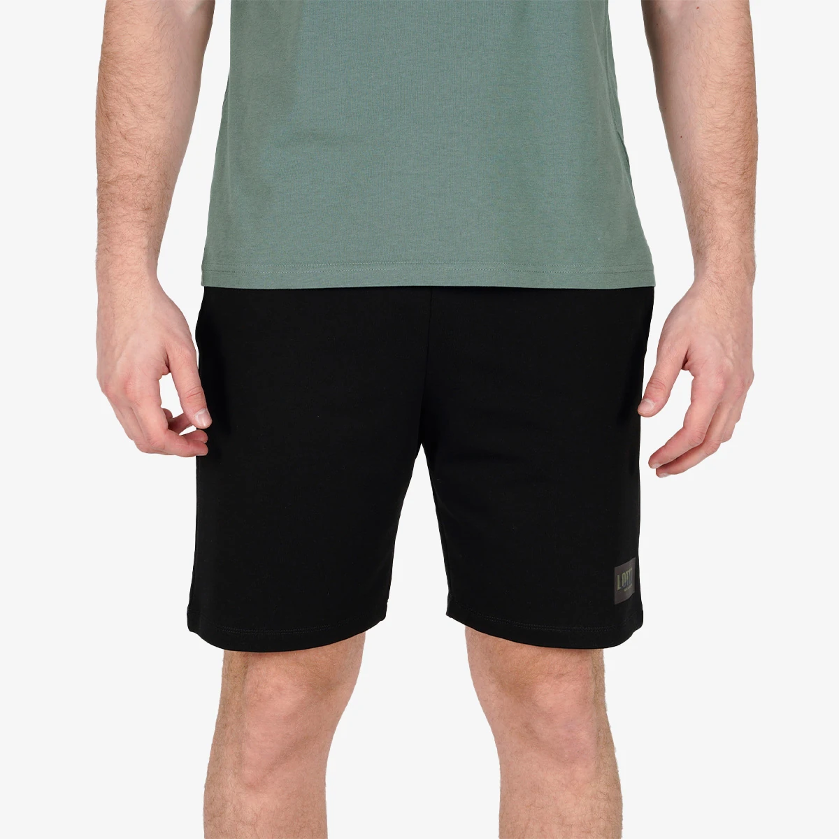 ESSENCE SHORTS