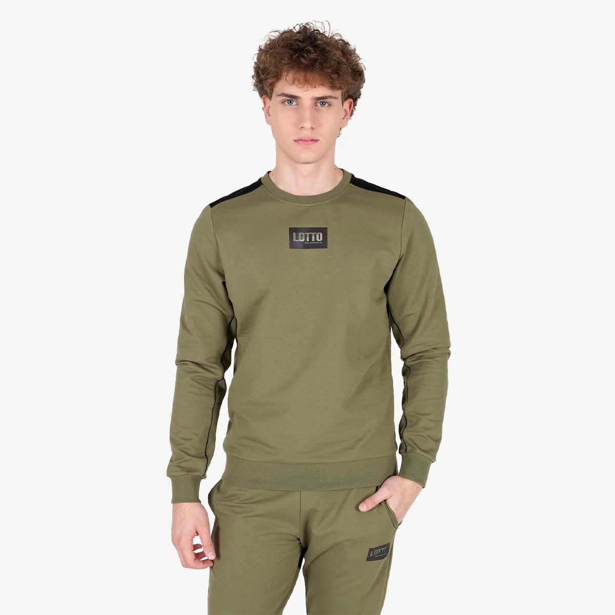 ESSENCE CREWNECK