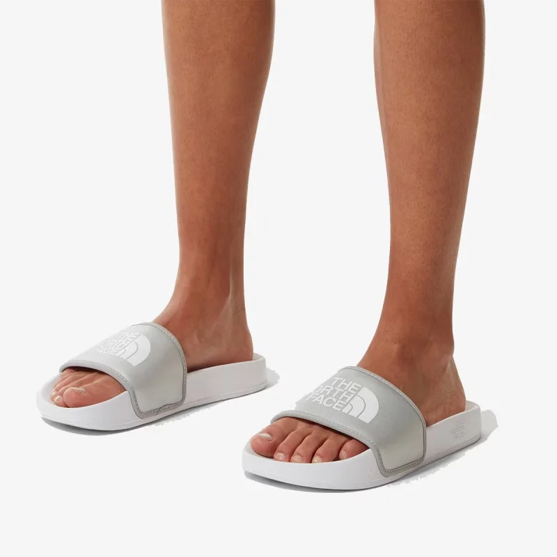 Papuqe per femra