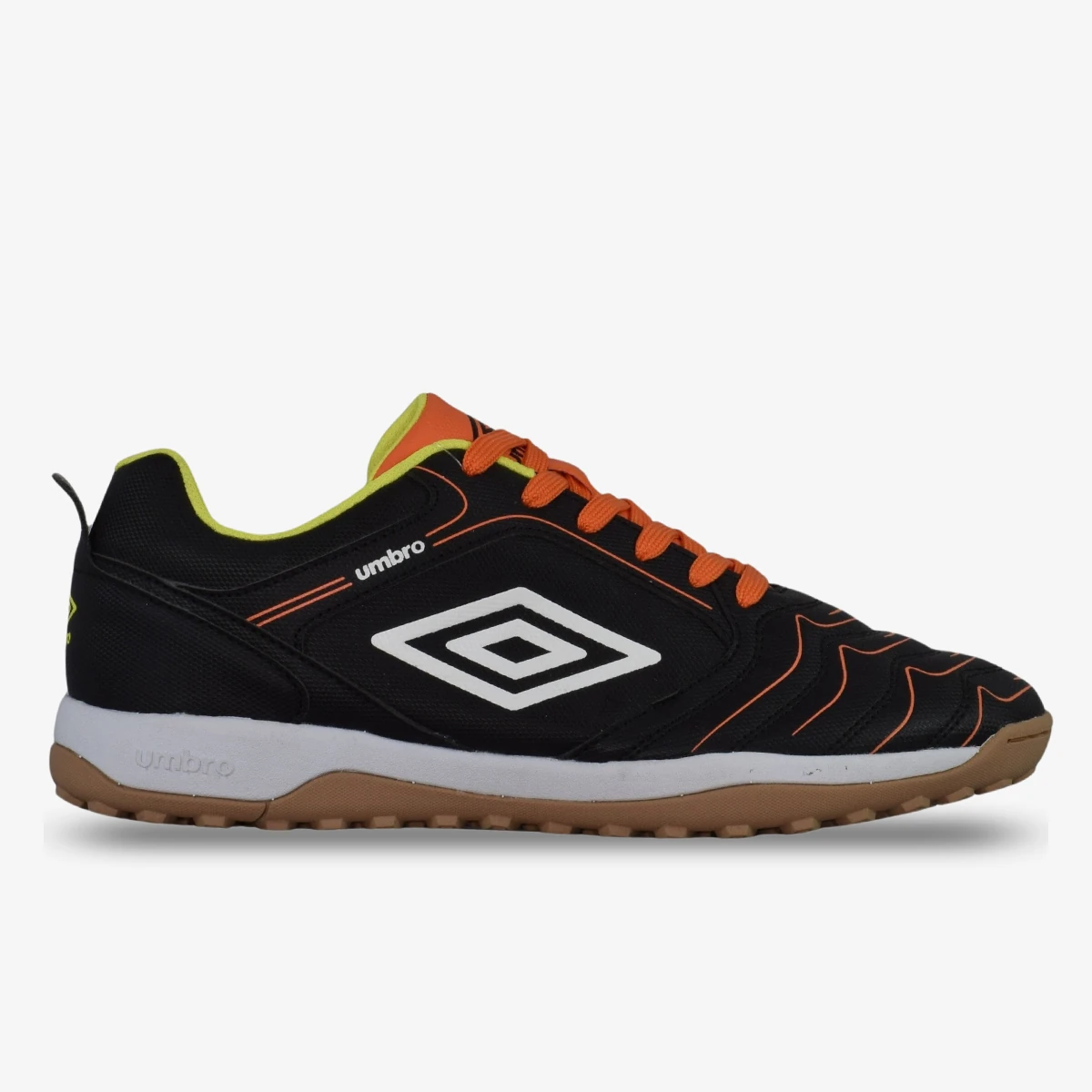 Atlete futbolli per meshkuj